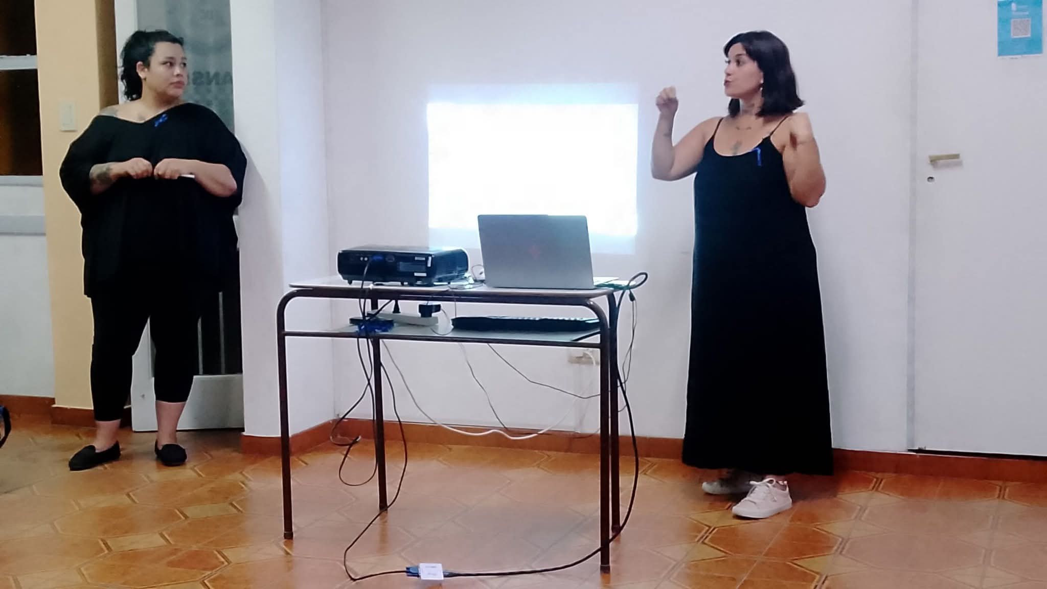 CAPACITACIÓN SOBRE NEURODIVERSIDAD PARA GUARDAVIDAS